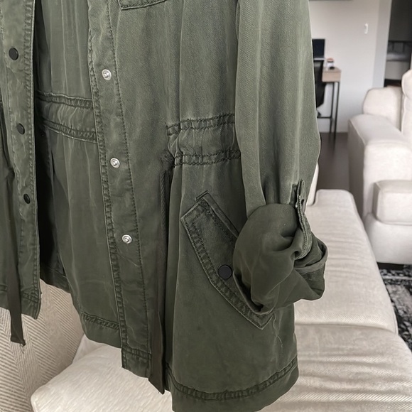 LOFT Army Green Jacket - Picture 4 of 4